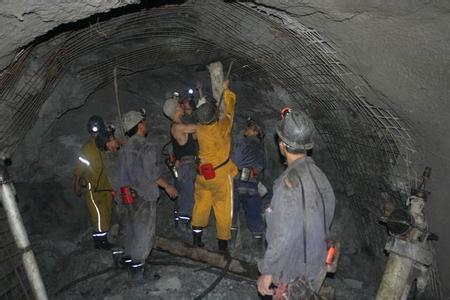 通什镇工程爆破中的危险因素分析以及应对工程爆破危险的措施