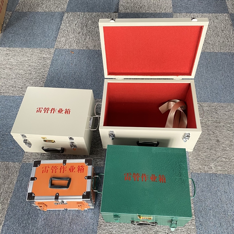 通什镇爆破工程作业箱如何选择？玻璃钢与传统材质的全面对比